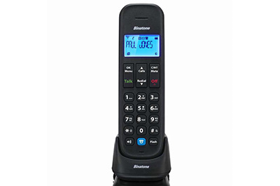 Phones / Accessories
